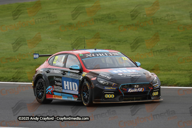 BTCC-Brands-Hatch-051025-R3010