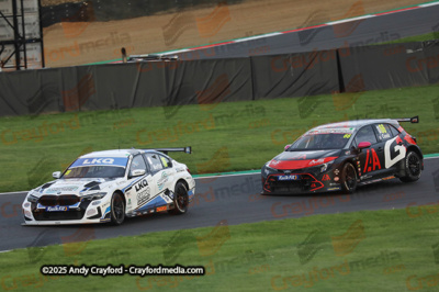 BTCC-Brands-Hatch-051025-R3024