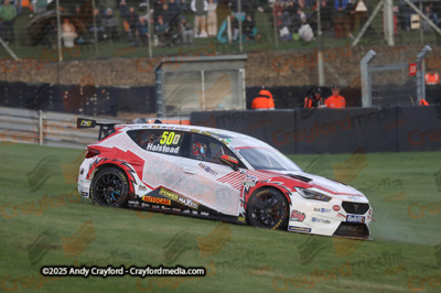 BTCC-Brands-Hatch-051025-R3030