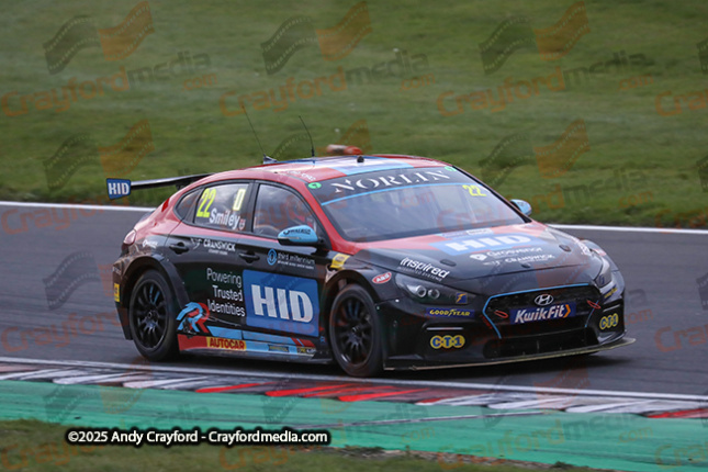 BTCC-Brands-Hatch-051025-R3069