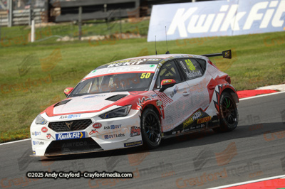 BTCC-Brands-Hatch-051025-R29-14