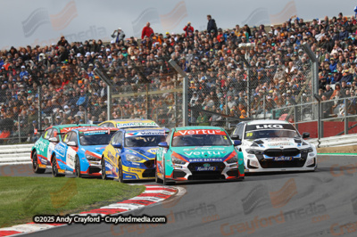 BTCC-Brands-Hatch-051025-R29-15