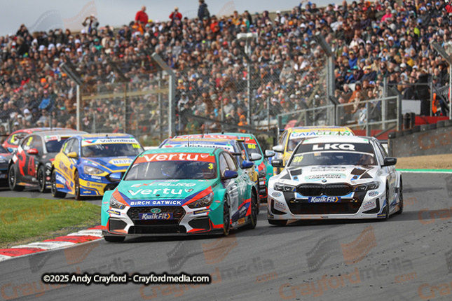 BTCC-Brands-Hatch-051025-R29-16