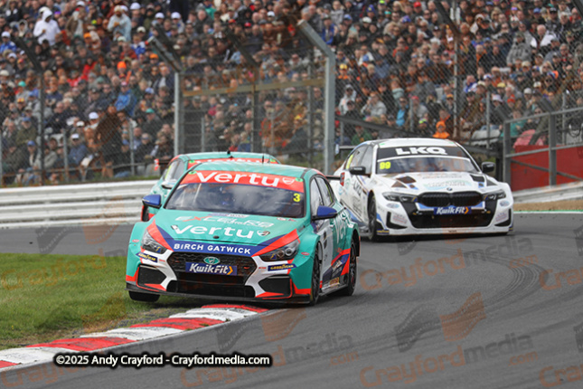 BTCC-Brands-Hatch-051025-R29-17