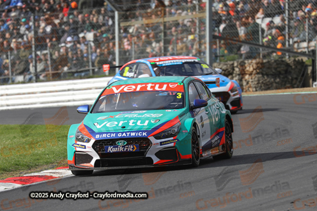 BTCC-Brands-Hatch-051025-R29-2
