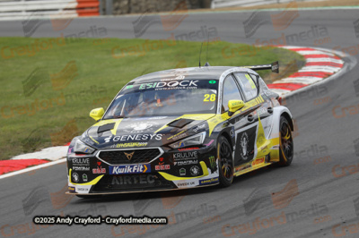 BTCC-Brands-Hatch-051025-R29-50
