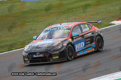 BTCC-Brands-Hatch-051025-R29-56