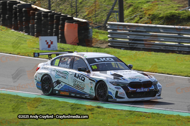 BTCC-Brands-Hatch-051025-R28-100