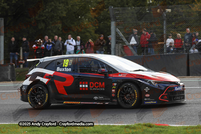 BTCC-Brands-Hatch-051025-R28-12