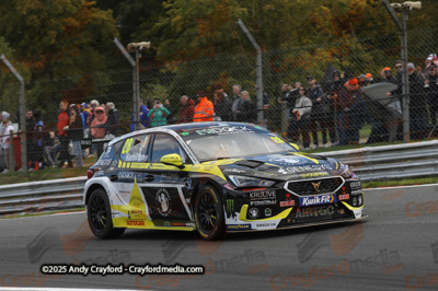 BTCC-Brands-Hatch-051025-R28-27