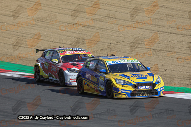 BTCC-Brands-Hatch-051025-R28-69