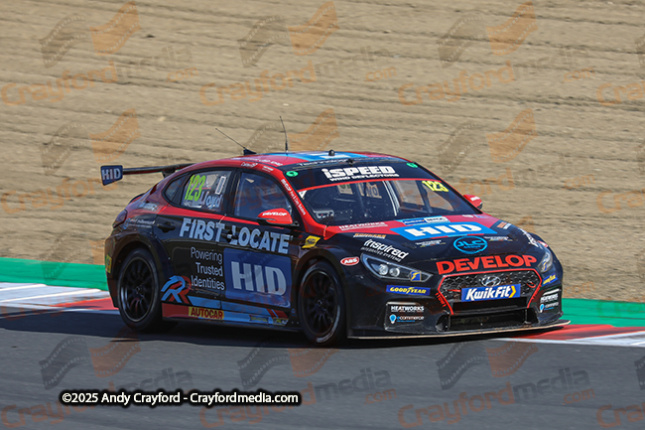 BTCC-Brands-Hatch-051025-R28-75
