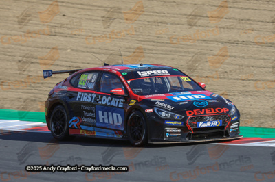 BTCC-Brands-Hatch-051025-R28-75