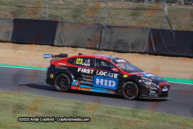 BTCC-Brands-Hatch-051025-R28-95