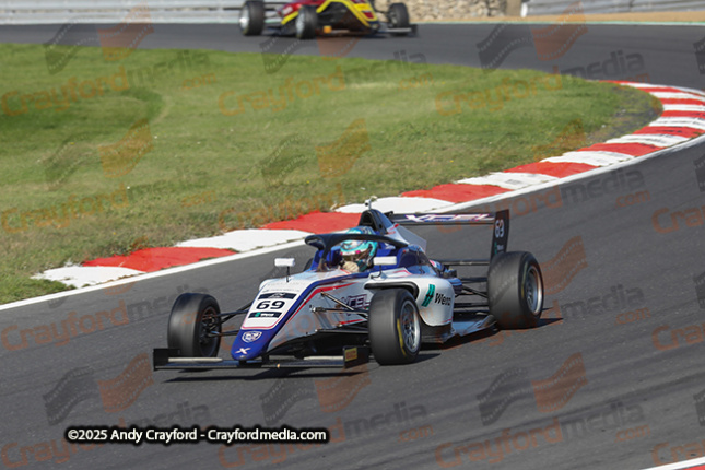 F4-Brands-Hatch-Oct-2025-R29-14