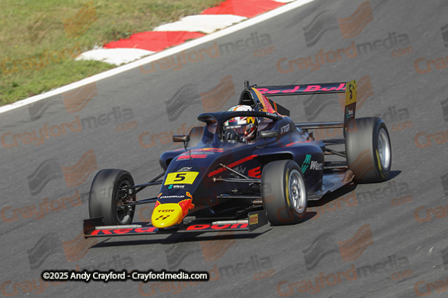 F4-Brands-Hatch-Oct-2025-R29-15