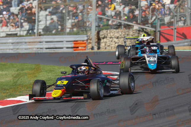 F4-Brands-Hatch-Oct-2025-R29-2