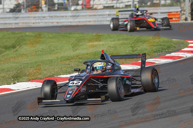 F4-Brands-Hatch-Oct-2025-R29-6