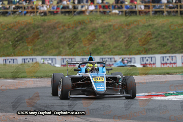 F4-Thruxton-080625-R12-1
