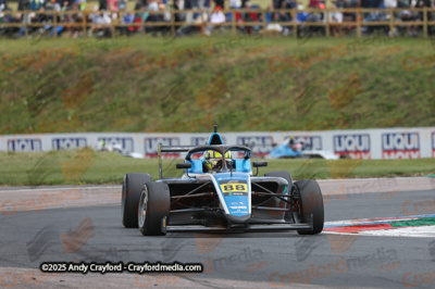 F4-Thruxton-080625-R12-1