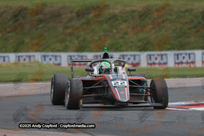F4-Thruxton-080625-R12-12