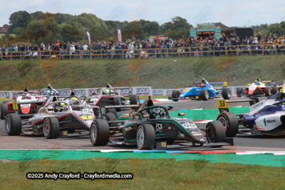 F4-Thruxton-080625-R12-15