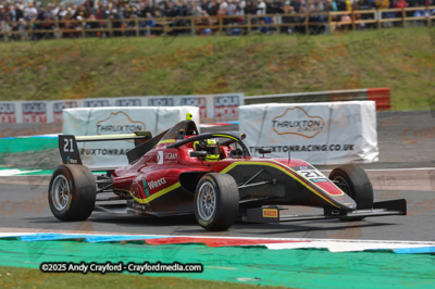 F4-Thruxton-080625-R12-17