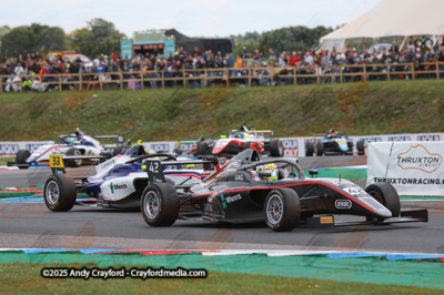 F4-Thruxton-080625-R12-29