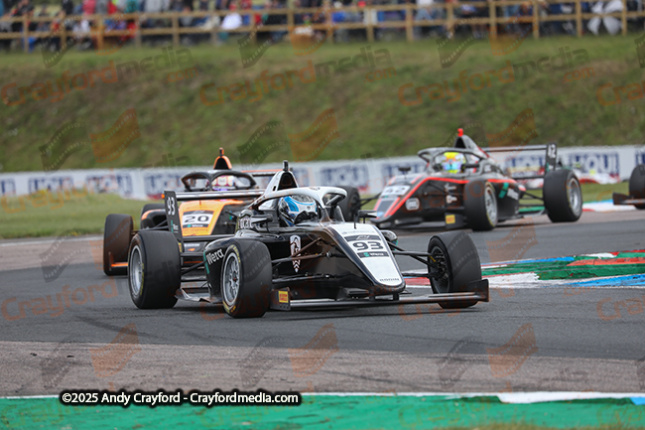 F4-Thruxton-080625-R12-32