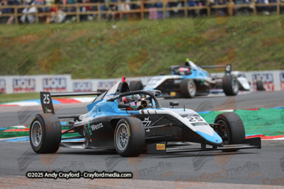 F4-Thruxton-080625-R12-4