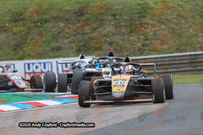 F4-Thruxton-080625-R12-46