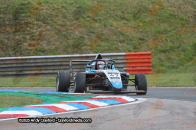 F4-Thruxton-080625-R12-57