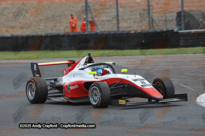 F4-Thruxton-080625-R12-59