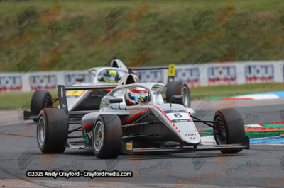F4-Thruxton-080625-R12-6
