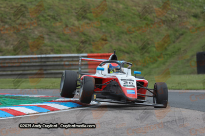 F4-Thruxton-080625-R12-60