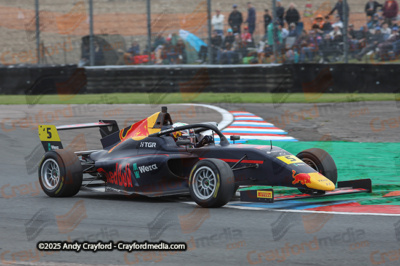 F4-Thruxton-080625-R12-63