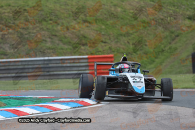 F4-Thruxton-080625-R12-66