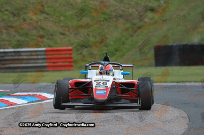 F4-Thruxton-080625-R12-72