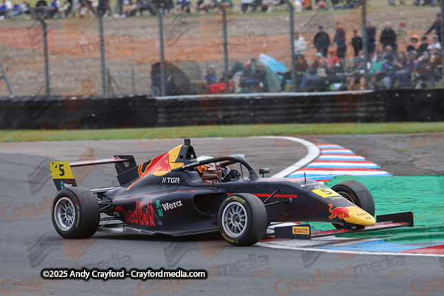 F4-Thruxton-080625-R12-75