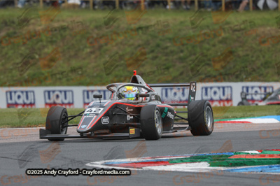 F4-Thruxton-080625-R12-8