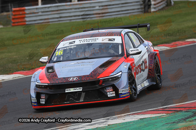 TCR-UK-Brands-Hatch-050426-R2-22