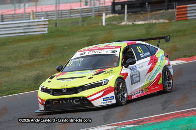 TCR-UK-Brands-Hatch-050426-R2-6