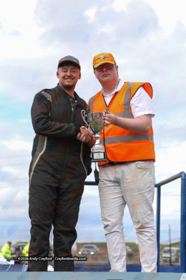 1400STOCKS-Lochgelly-090526-OSC-86