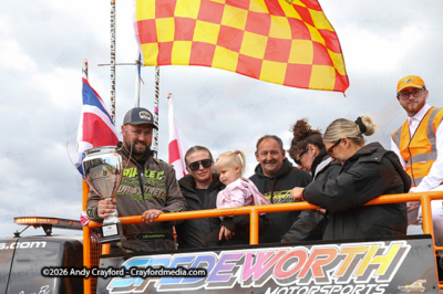 1400STOCKS-Lochgelly-090526-EC-83