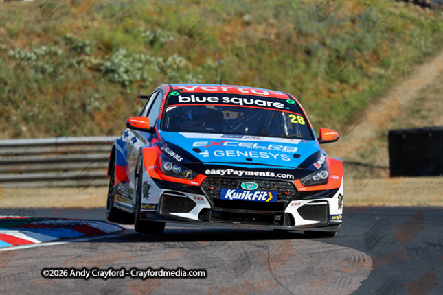 BTCC-Thruxton-260726-R15-100