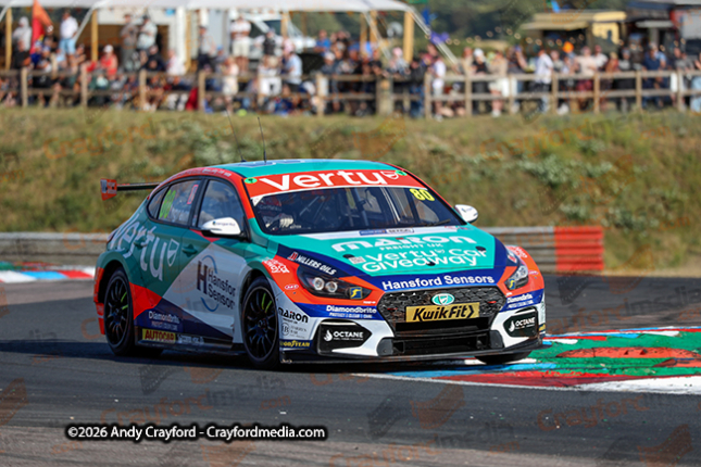 BTCC-Thruxton-260726-R15-125