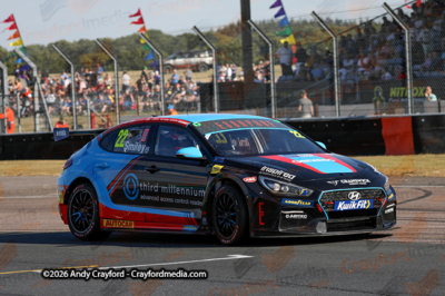 BTCC-Thruxton-260726-R15-17
