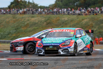 BTCC-Thruxton-260726-R14-101