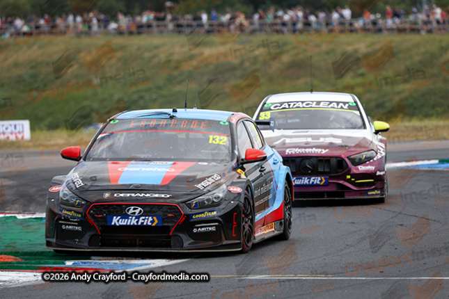 BTCC-Thruxton-260726-R14-136