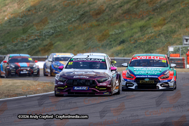 BTCC-Thruxton-260726-R14-15